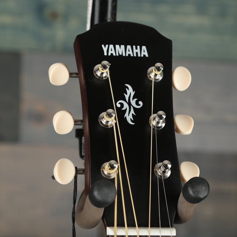 Yamaha APXT2EW Natural 3/4 APX Thin-line Cutaway Acoustic Electric Guitar
