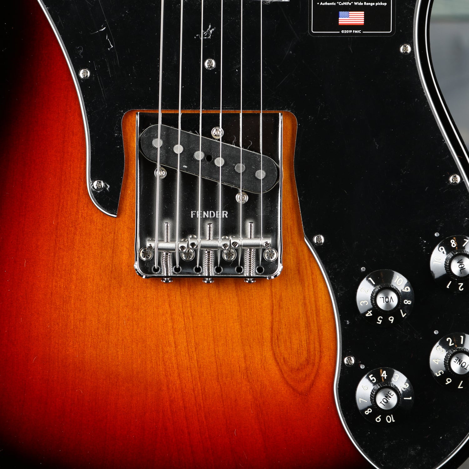 Fender American Original 70s Telecaster Custom  3-Color Sunburst