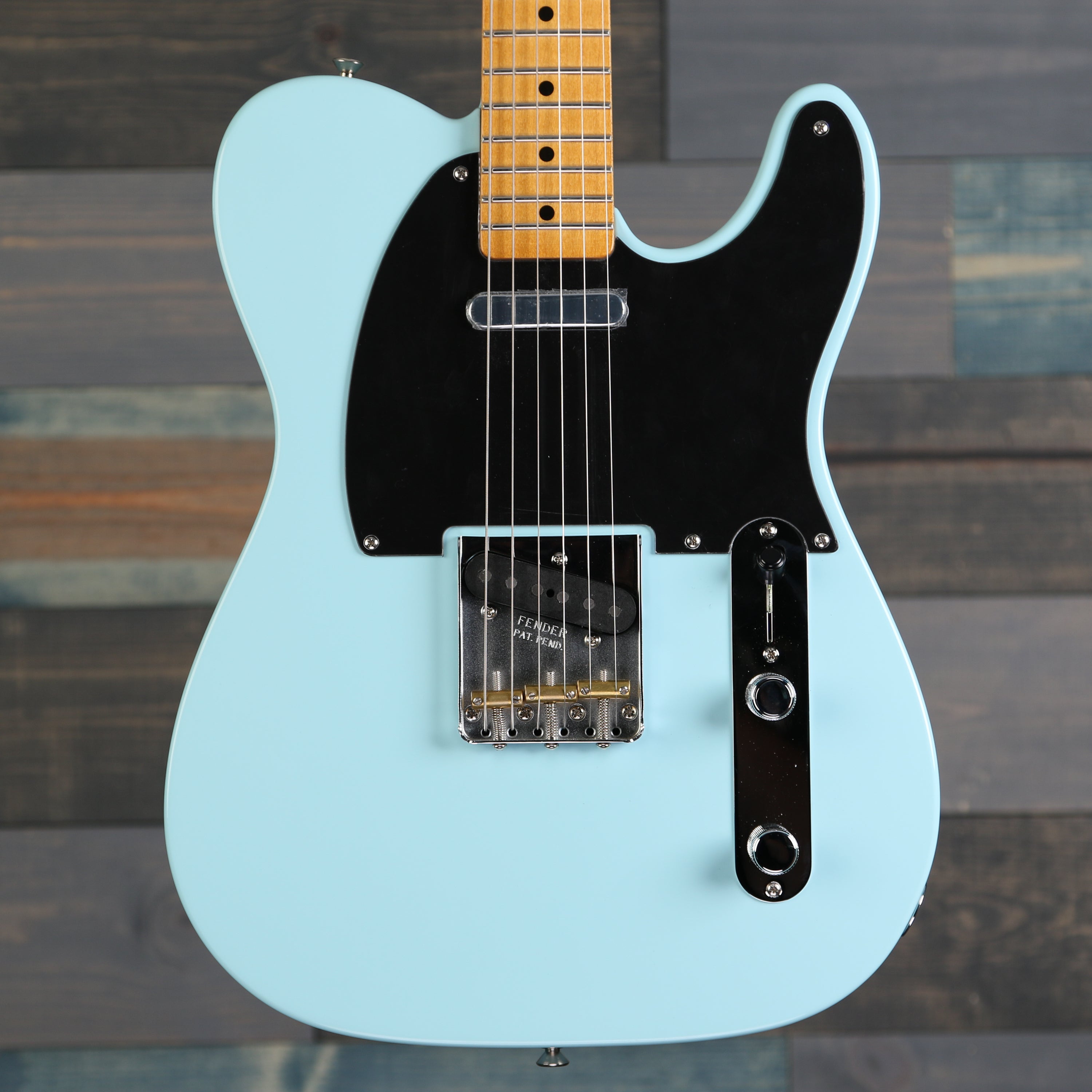 Fender Vintera '50s Telecaster® Modified, Maple Fingerboard, Daphne Blue