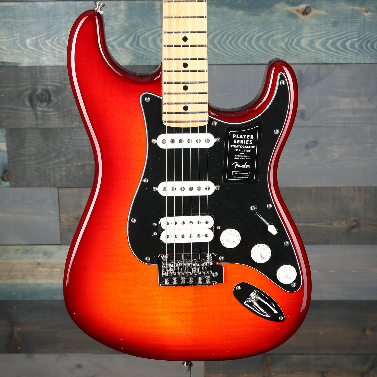 Fender Player Stratocaster HSS Plus Top, Maple Fingerboard, Aged Cherry Burst