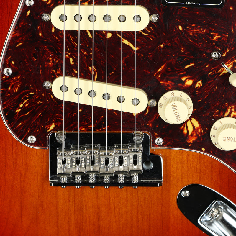 Fender American Professional II Stratocaster, Rosewood FB, 3-Color Sunburst