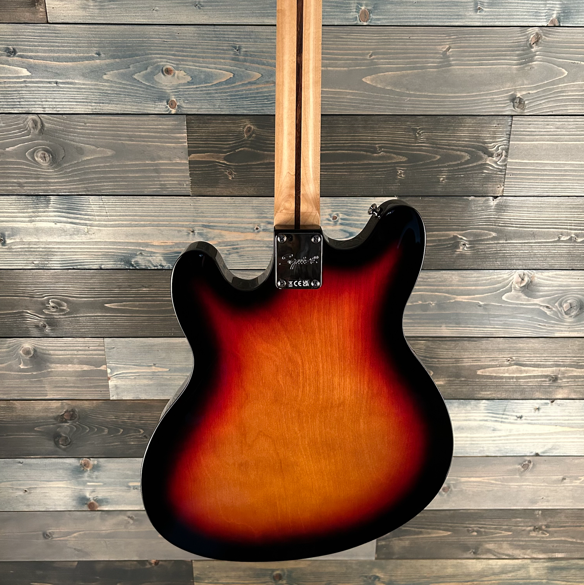 Fender Squier Affinity Series Starcaster, Maple Fingerboard, 3-Color Sunburst