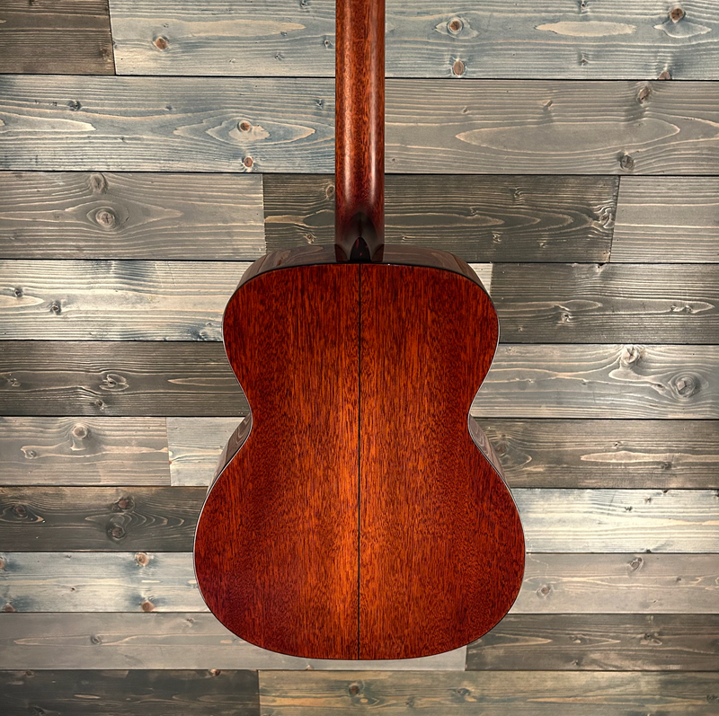 Eastman Guitars E6OM-TC Swiss Alpine Spruce Thermocured Solid Top Acoustic