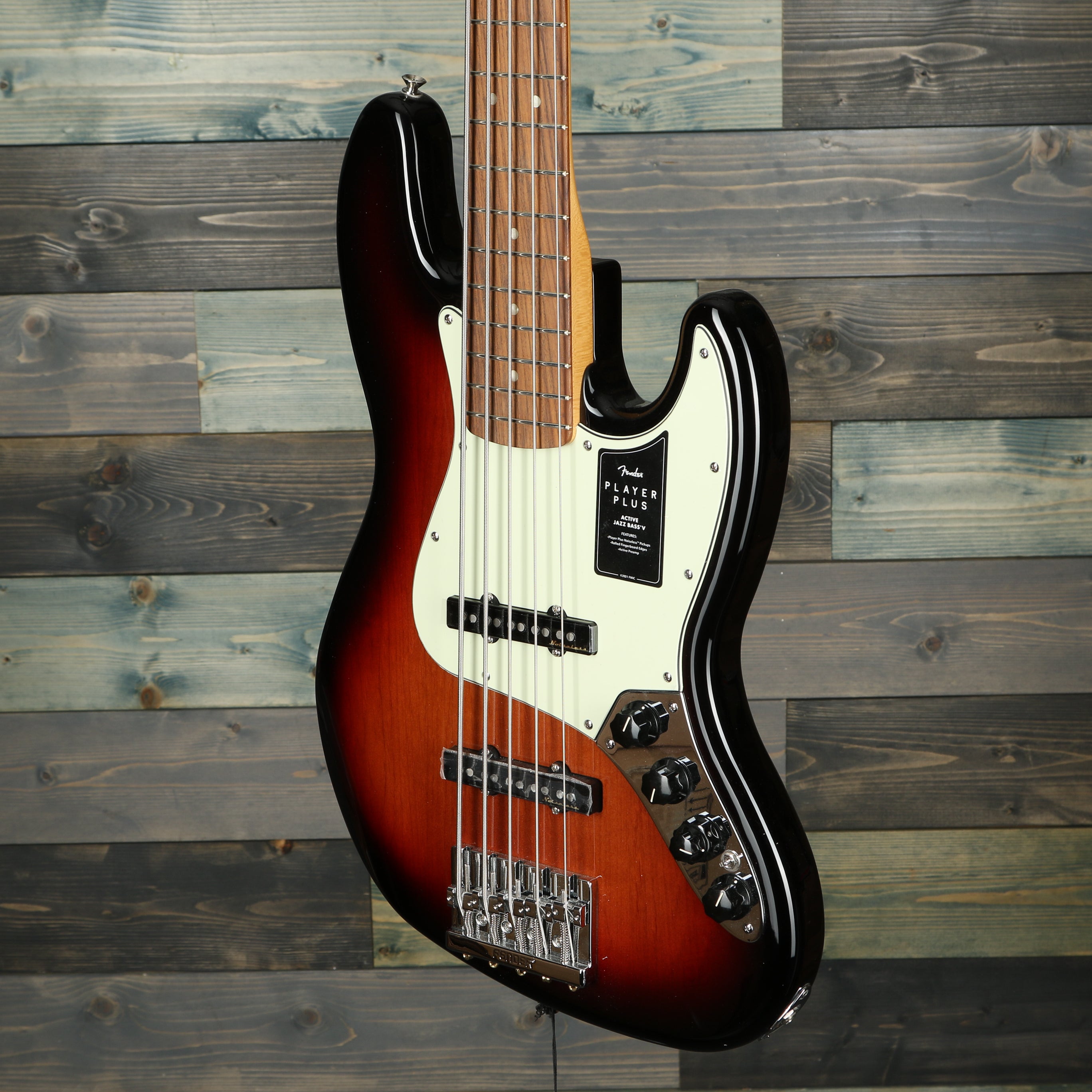 Fender Player Plus Jazz Bass V, Pau Ferro Fingerboard, 3-Tone Sunburst