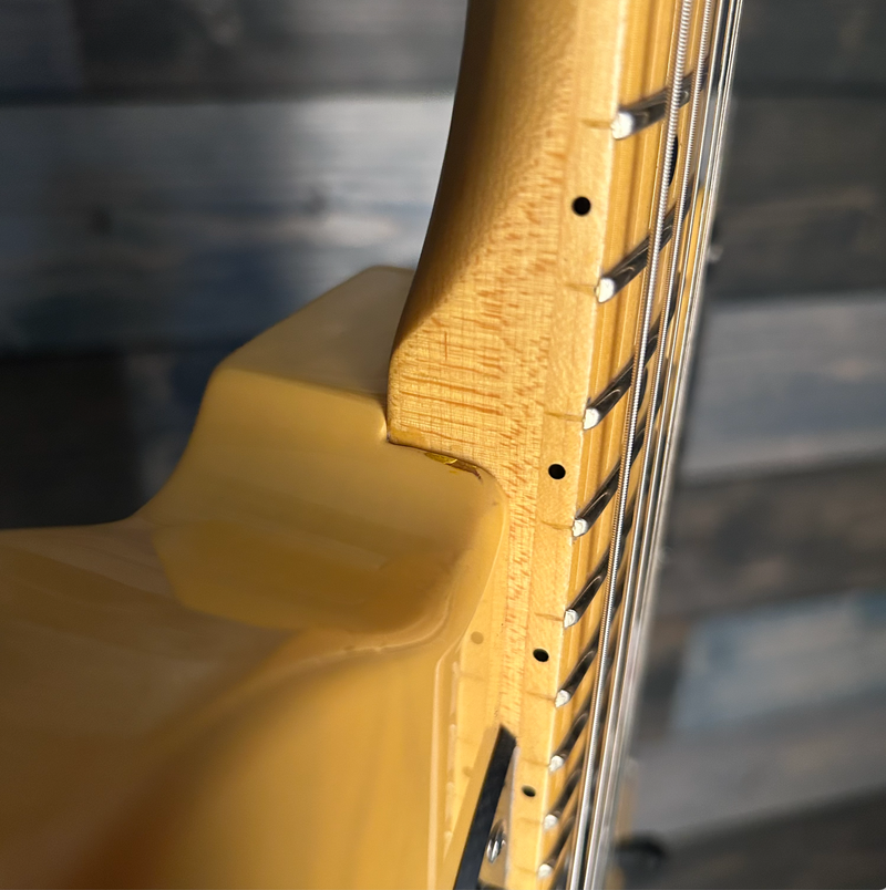 B-STOCK G&L ASAT Classic Tribute Series Electric - Butterscotch Blonde