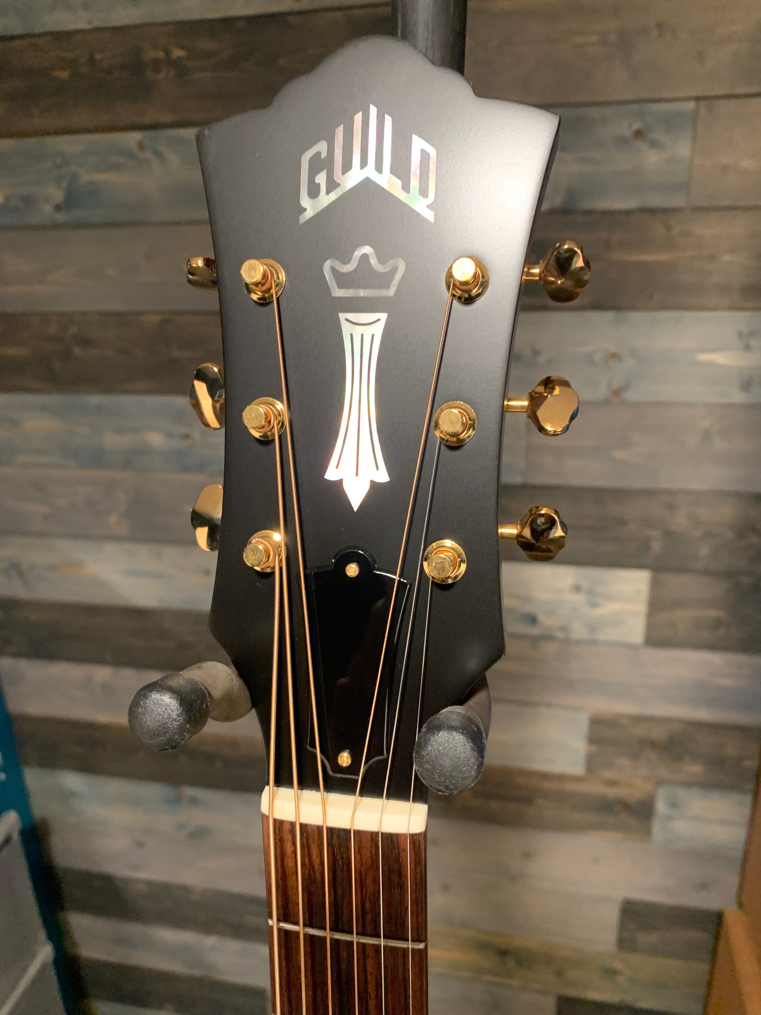 Guild GSR F-40E Traditional Acoustic Guitar - Antique Burst Gloss