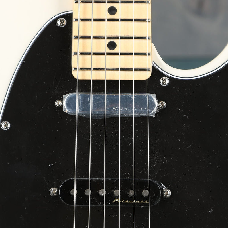 Fender Deluxe Nashville Telecaster Maple Fingerboard, White Blonde w/Gigbag