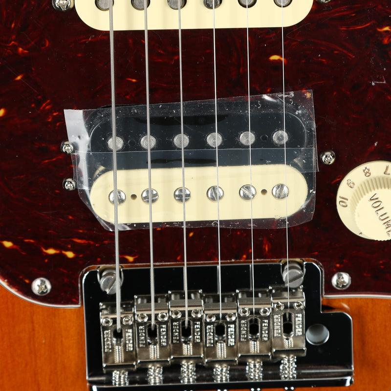 Fender American Professional II Stratocaster HSS, Maple FB, 3-Color Sunburst