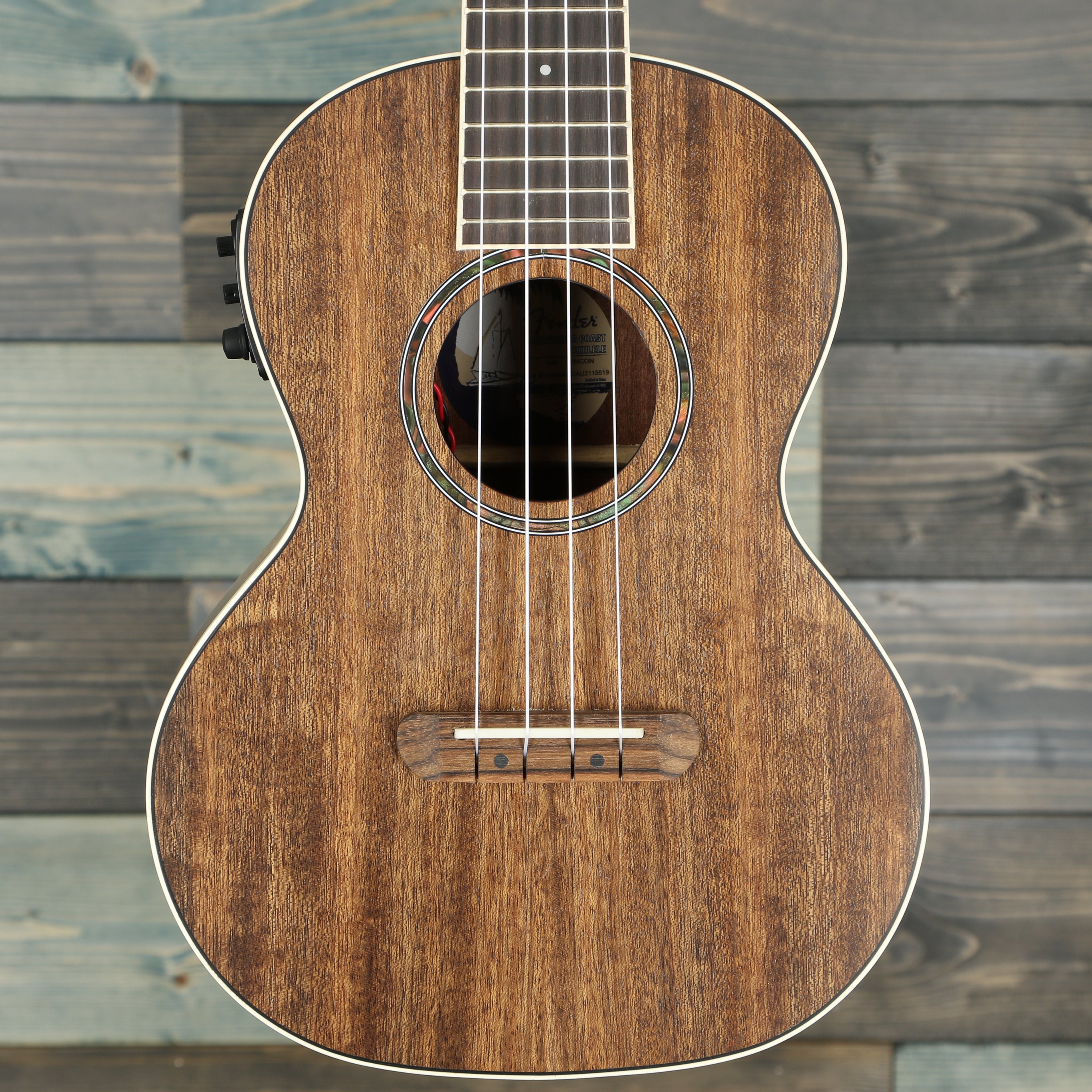 Fender Rincon Tenor Ukulele V2 Natural OV