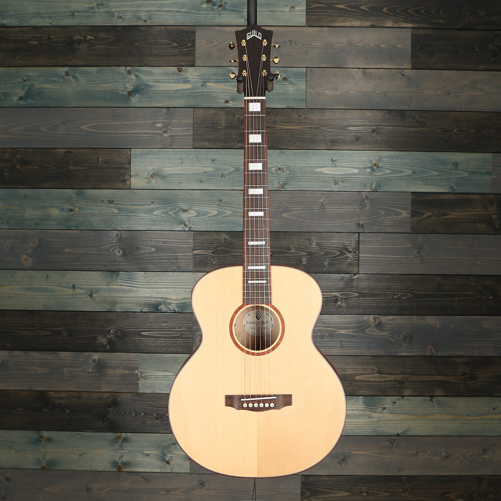 Guild Jumbo Junior Reserve Maple Guitar