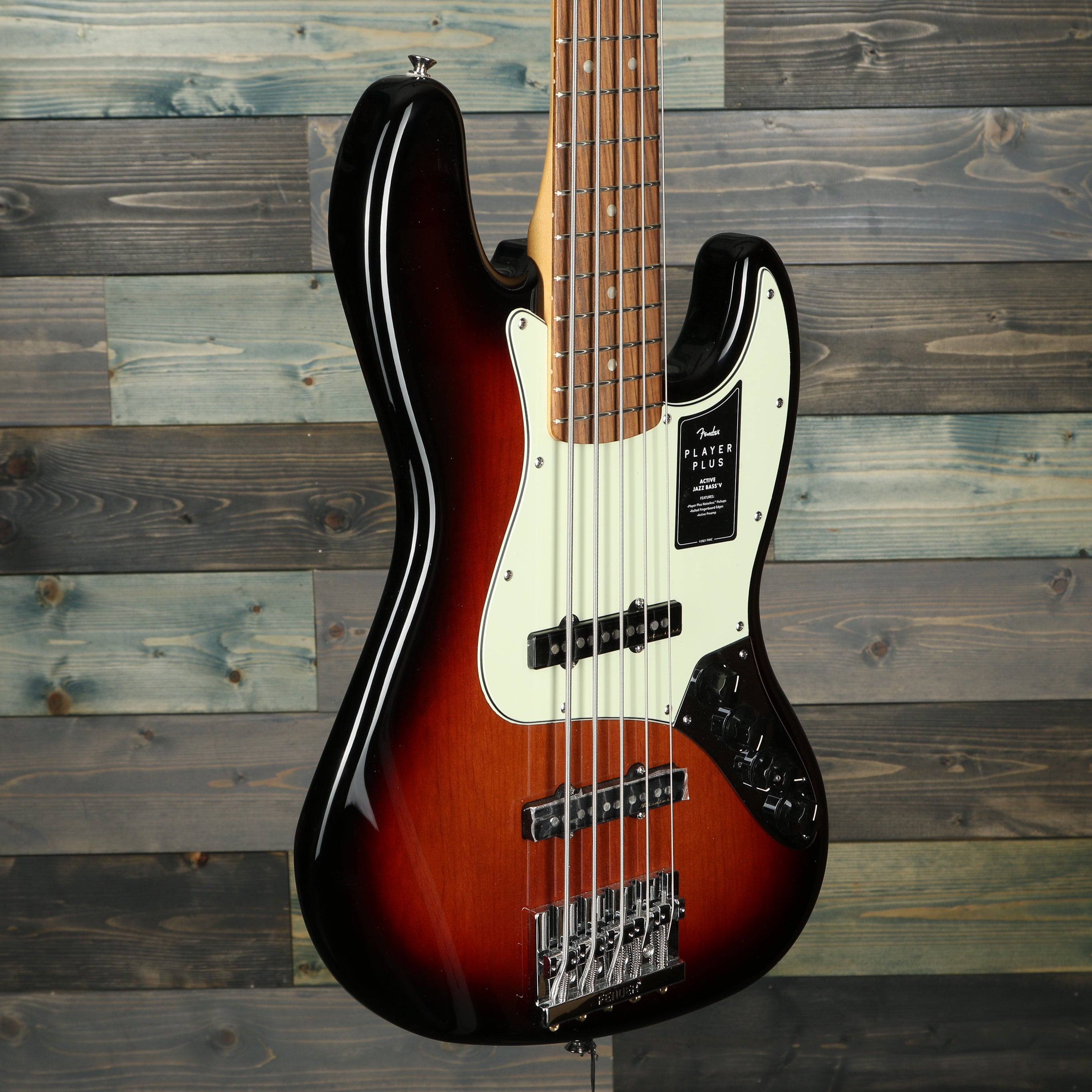 Fender Player Plus Jazz Bass V, Pau Ferro Fingerboard, 3-Tone Sunburst