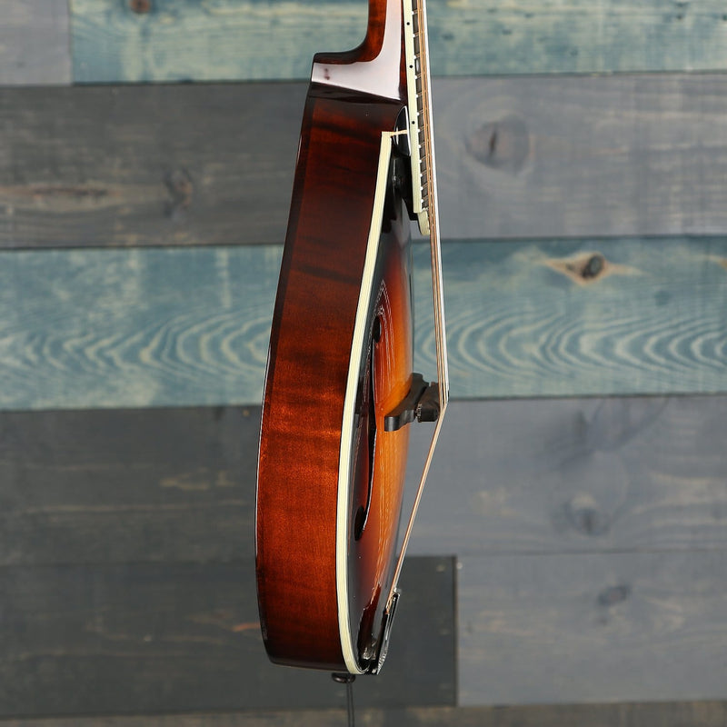 Eastman MD505 A-Style Classic Sunburst F-Hole Mandolin w/Case