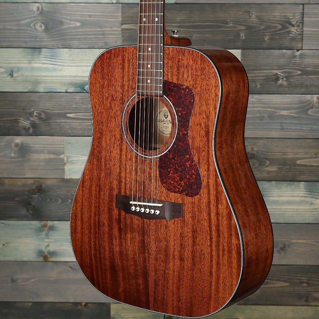 Guild D-120 Acoustic Guitar - Natural