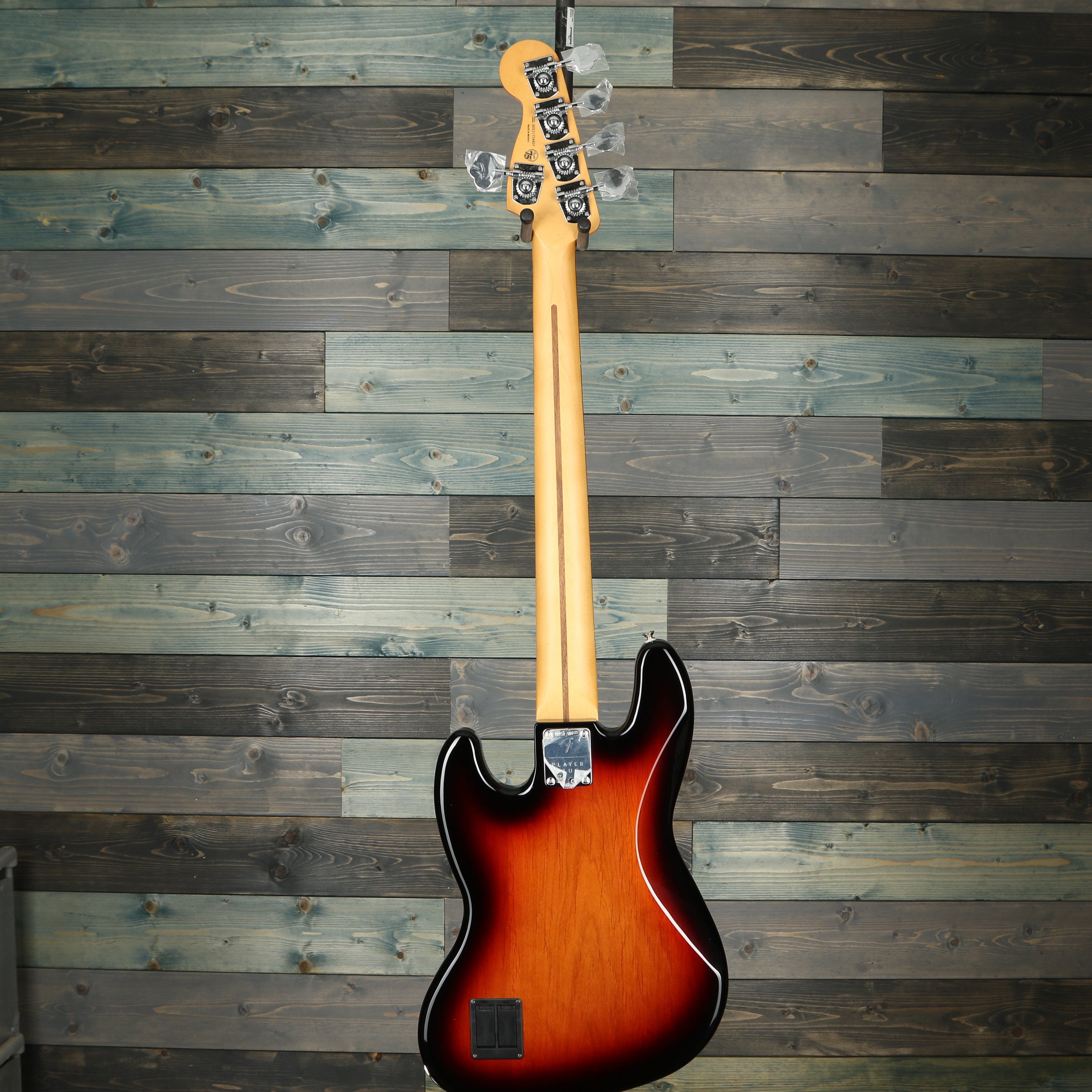 Fender Player Plus Jazz Bass V, Pau Ferro Fingerboard, 3-Tone Sunburst