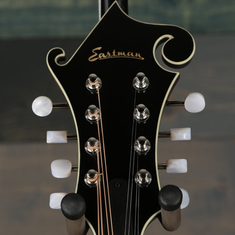 Eastman MD614 F Style Oval Hole Classic Mandolin w/case