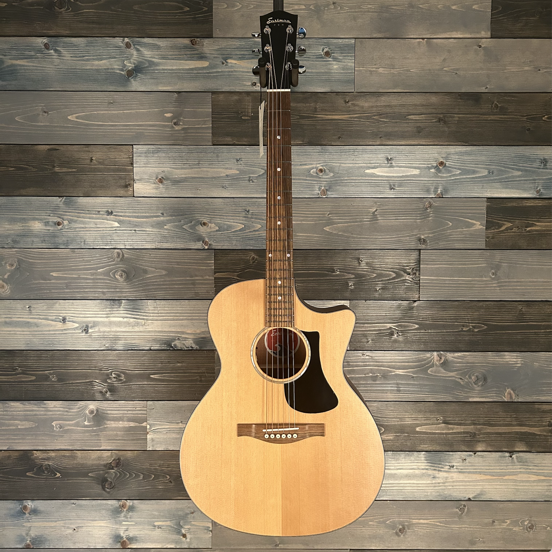 Eastman Guitars PCH1-GACE Natural Acoustic/Electric Guitar