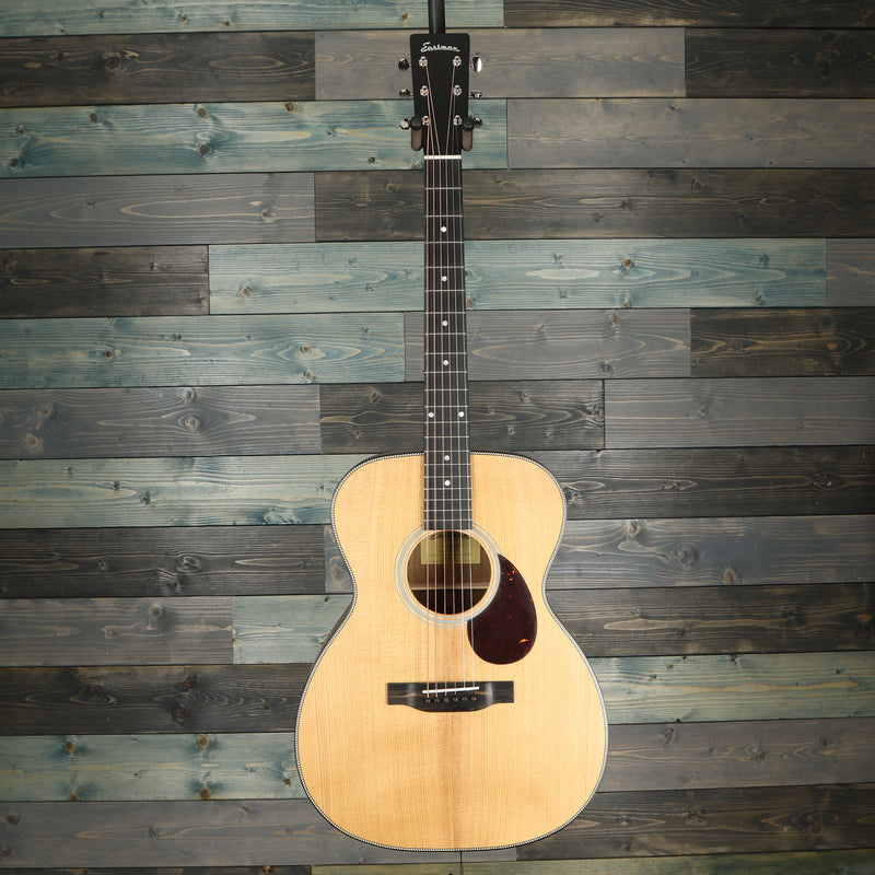 Eastman E3OME Acoustic Guitar - Natural
